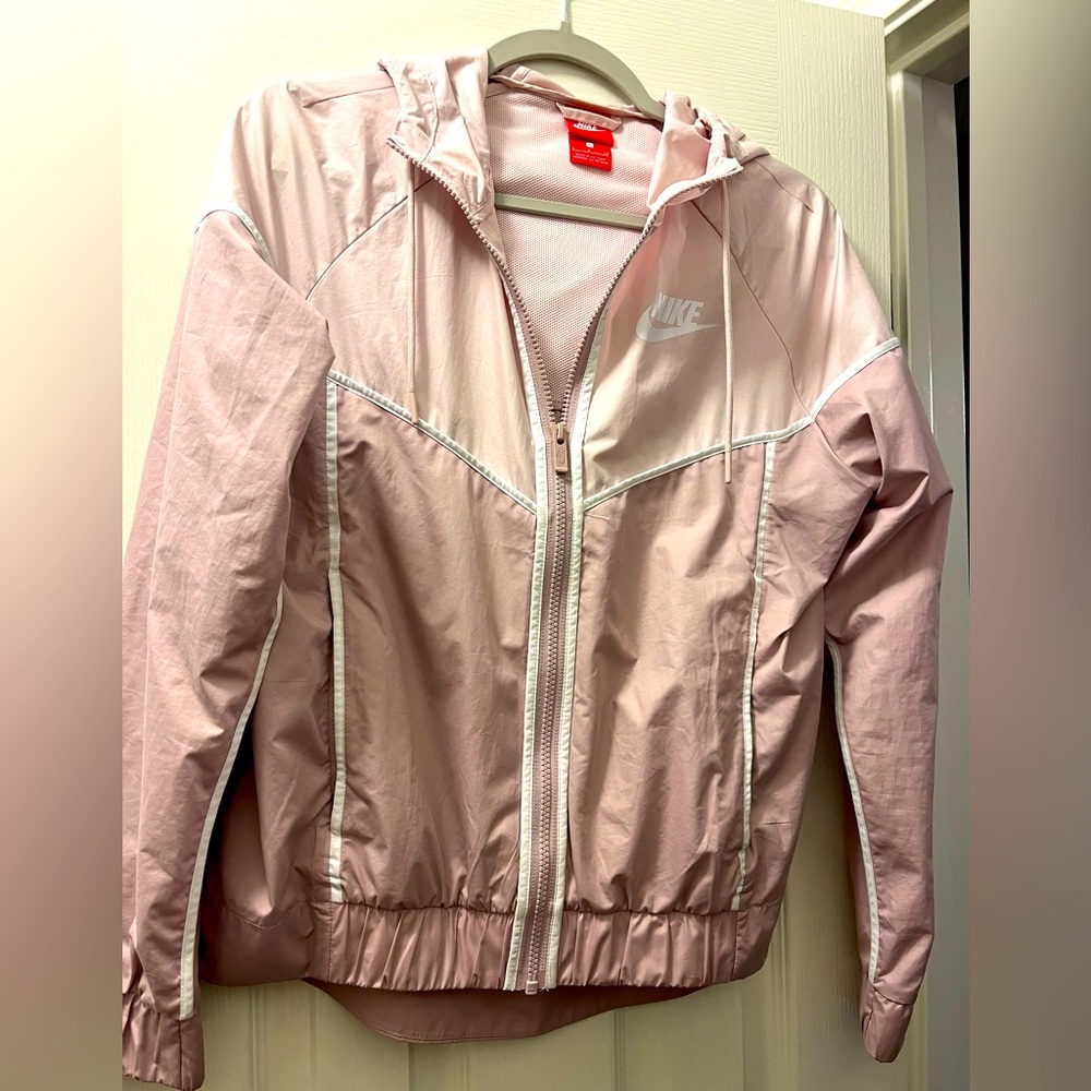 nike wind breaker pink zip up jacket GREAT CONDITION